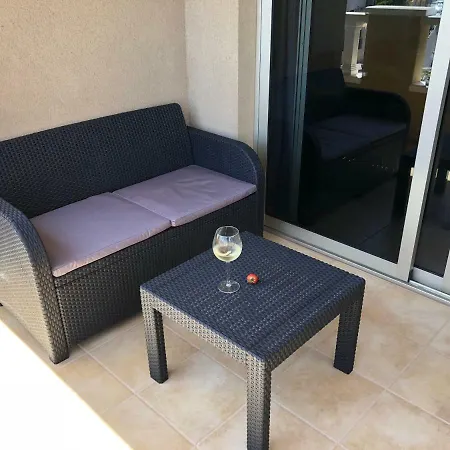 La Perla Appartement *